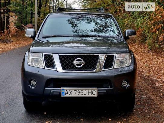 Nissan Pathfinder 2011р. у розстрочку