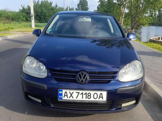 Volkswagen Golf
                            2004г. в рассрочку
