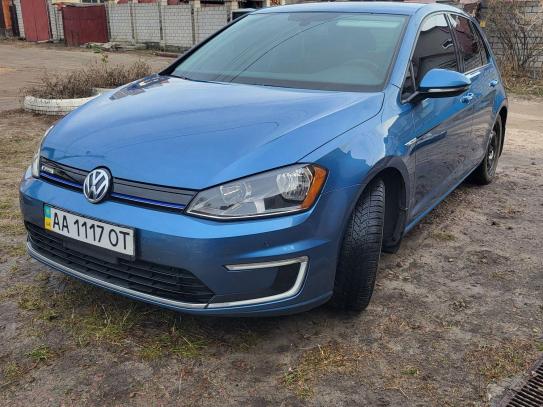 Volkswagen E-golf
                          2015г. в рассрочку