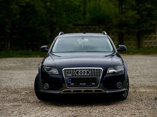 Audi A4 allroad 2010г. в рассрочку