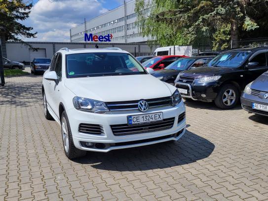 Volkswagen Touareg                         2014г. в рассрочку