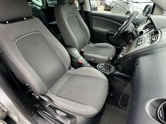 Seat Altea xl
                        2015г. в рассрочку