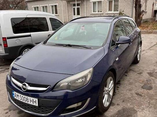 Opel Astra 2012р. у розстрочку