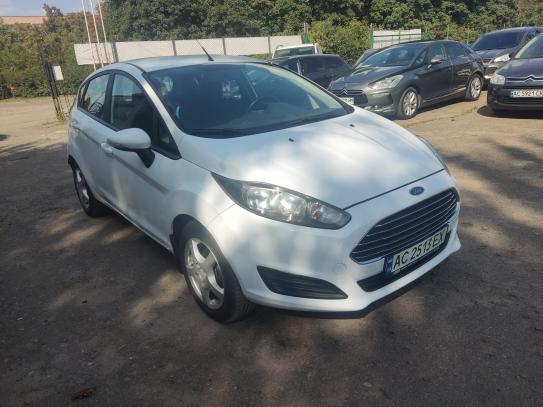 Ford Fiesta
                          2013г. в рассрочку