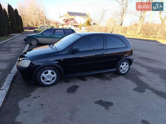 Opel Corsa                           2002г. в рассрочку