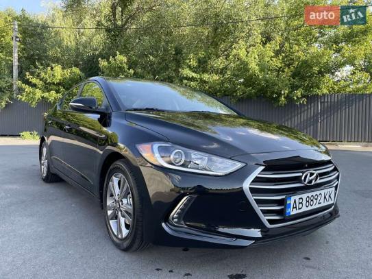 Hyundai Elantra                         2018г. в рассрочку