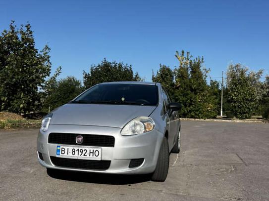 Fiat Punto 2011г. в рассрочку