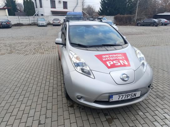 Nissan Leaf                            2013г. в рассрочку