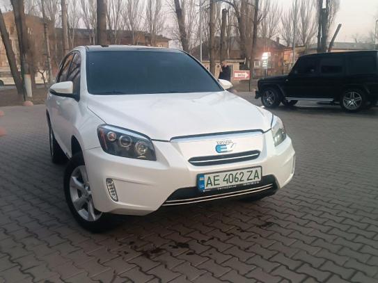 Toyota Rav4                            2014г. в рассрочку