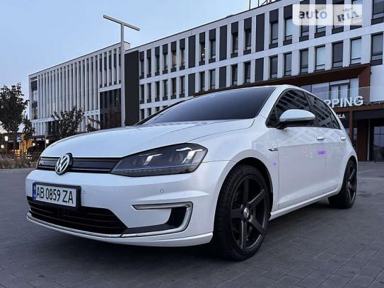 Volkswagen E-golf 2015р. у розстрочку