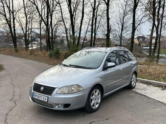 Fiat Croma 2006г. в рассрочку