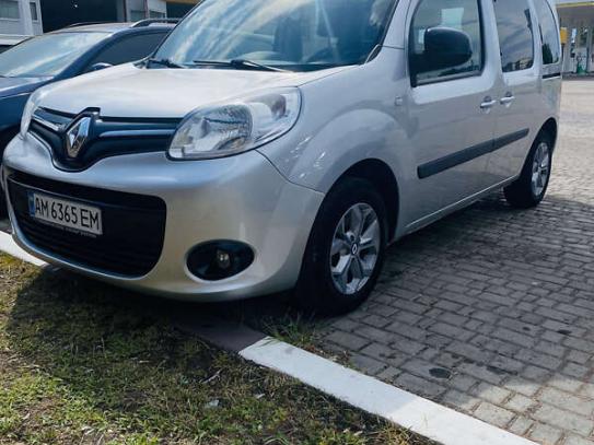 Renault Kangoo 2014г. в рассрочку