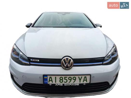 Volkswagen E-golf                          2017г. в рассрочку