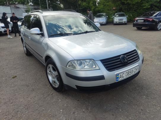 Volkswagen Passat                          2004г. в рассрочку