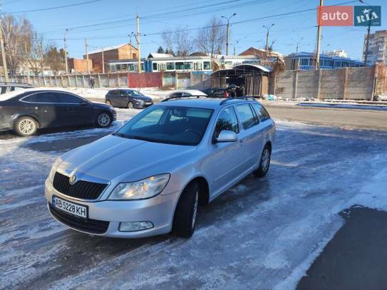 Skoda Octavia                         2013г. в рассрочку