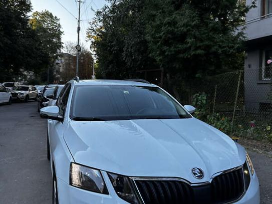 Skoda Octavia 2017г. в рассрочку