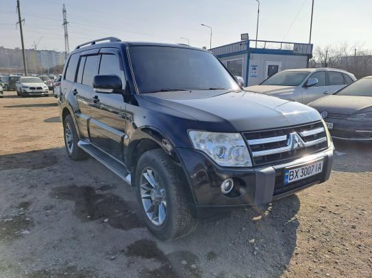 Mitsubishi Pajero wagon                    2010г. в рассрочку