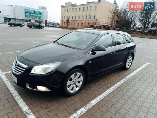 Opel Insignia 2014г. в рассрочку