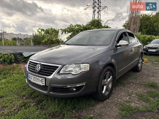 Volkswagen Passat
                          2005г. в рассрочку