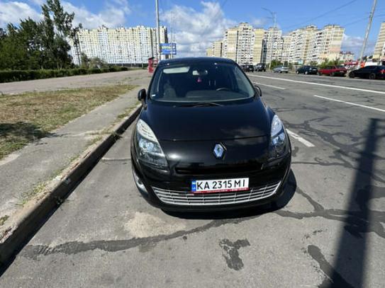 Renault Scenic 2009г. в рассрочку