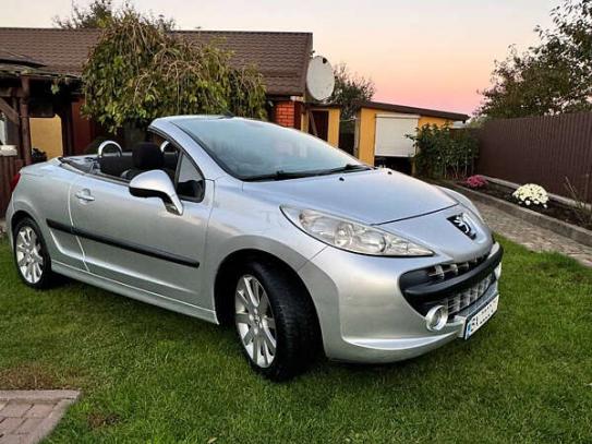 Peugeot 207 2009р. у розстрочку