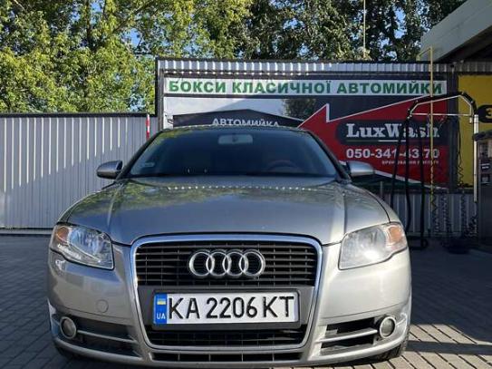 Audi A4                              2006г. в рассрочку