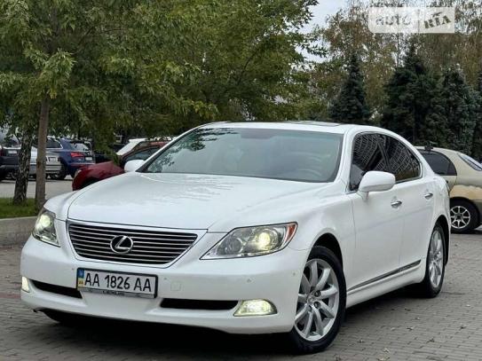 Lexus Ls 2007г. в рассрочку