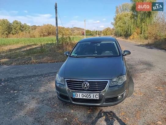 Volkswagen Passat 2005г. в рассрочку