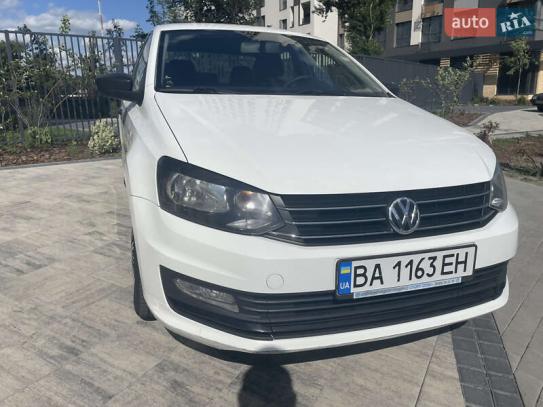 Volkswagen Polo
                            2017г. в рассрочку