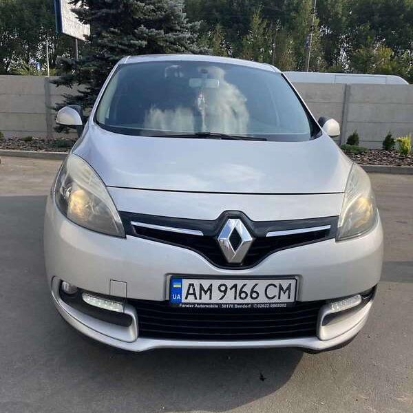 Renault Megane scenic 2014р. у розстрочку