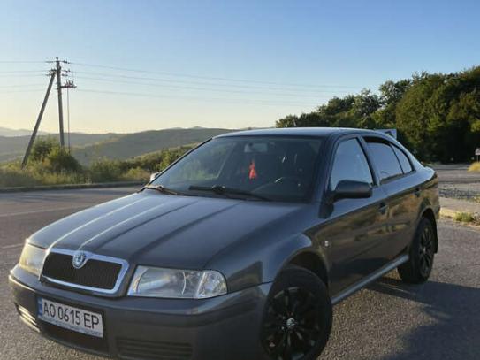 Skoda Octavia                         2007г. в рассрочку