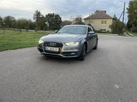 Audi A4                              2015г. в рассрочку
