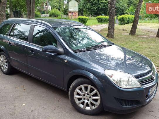 Opel Astra                           2008г. в рассрочку