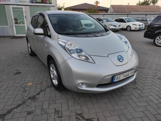 Nissan Leaf 2012г. в рассрочку