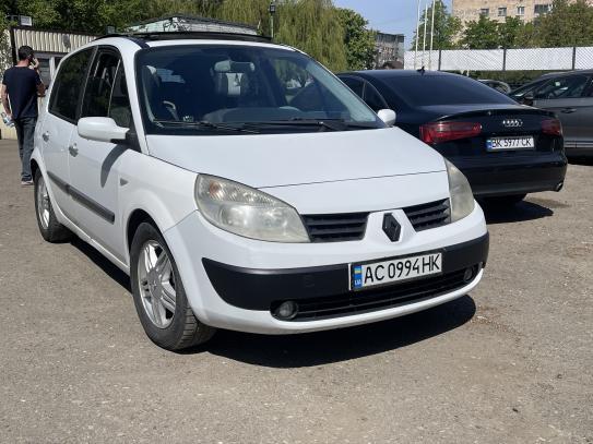 Renault Megan scenic
                    2004г. в рассрочку