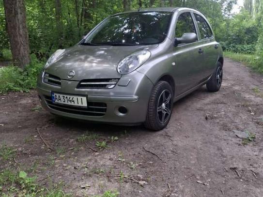 Nissan Micra                           2006г. в рассрочку