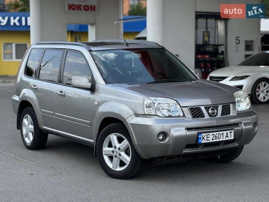 Nissan X-trail                         2003г. в рассрочку