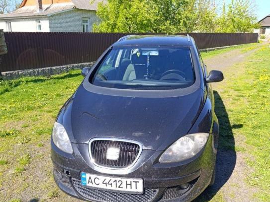 Seat Altea xl
                        2007г. в рассрочку