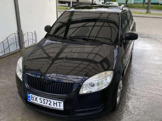 Skoda Fabia
                           2008г. в рассрочку