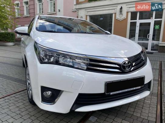 Toyota Corolla 2014г. в рассрочку