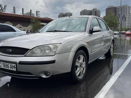 Ford Mondeo 2003г. в рассрочку