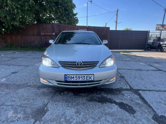 Toyota Camry                           2002г. в рассрочку