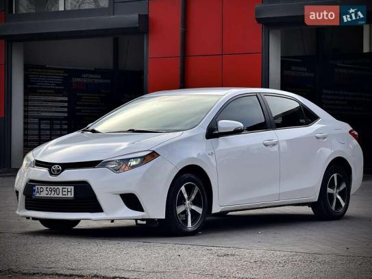 Toyota Corolla 2016р. у розстрочку