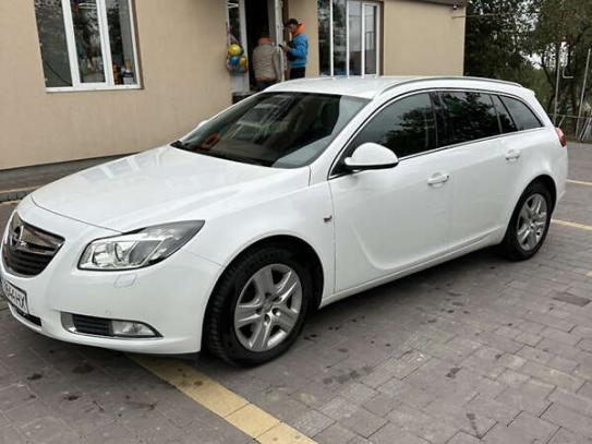 Opel Insignia 2013р. у розстрочку