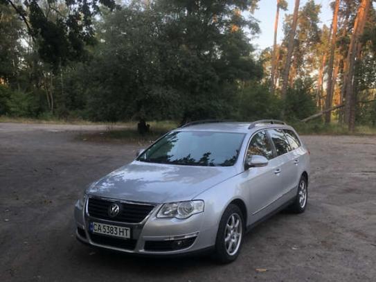 Volkswagen Passat                          2010г. в рассрочку