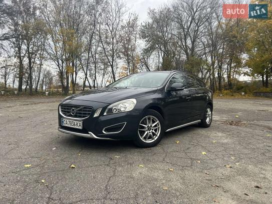 Volvo V60 2011р. у розстрочку