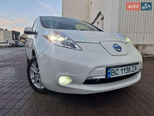 Nissan Leaf                            2012г. в рассрочку