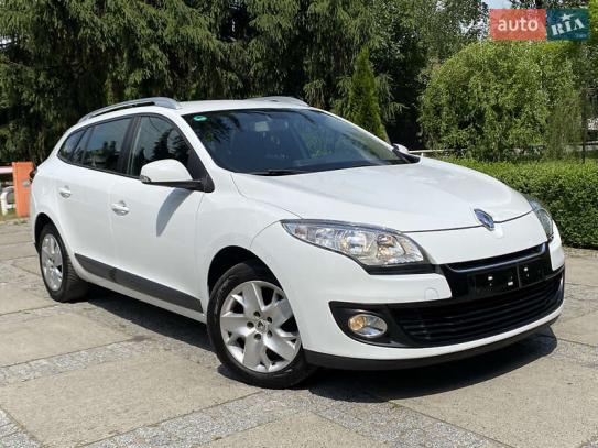 Renault Megane 2013г. в рассрочку