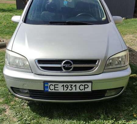 Opel Zafira 2004г. в рассрочку