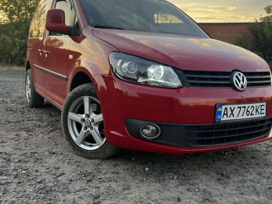 Volkswagen Caddy 2011р. у розстрочку